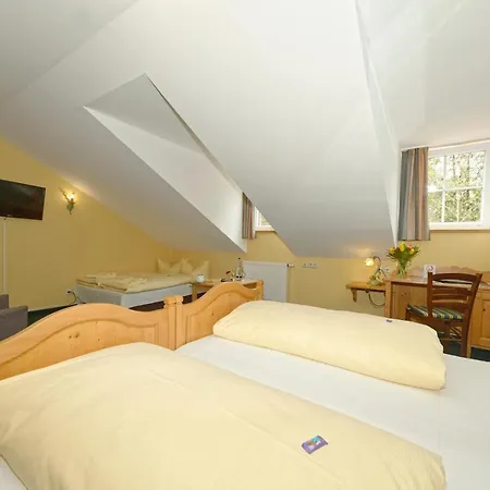 Hotel zum Maximilian-3