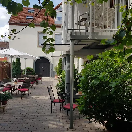 Hotel-Restaurant Pfälzer Hof-3