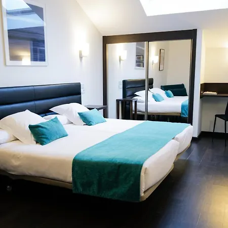 Hotel Villa Rosario II, Edificio Moderno-2