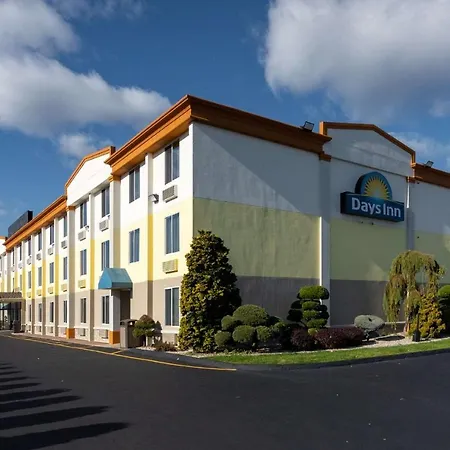Days Inn By Wyndham Hartford/Closest Downtown-2