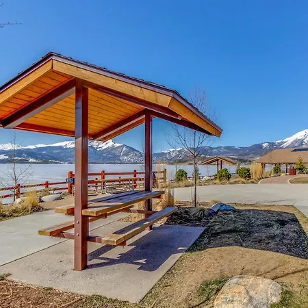 Lakeview Marina Place-3