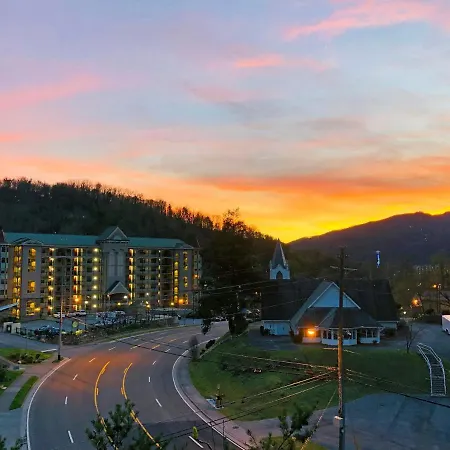 Gatlinburg View Lodge-2