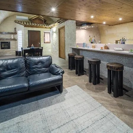 Roberto'S Guest House-2