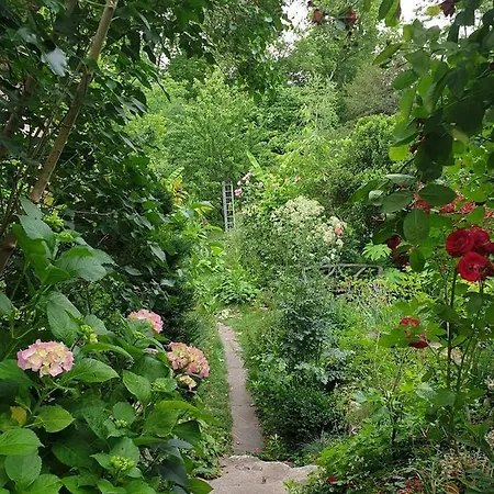 La petite maison du jardin d'Apollon-3