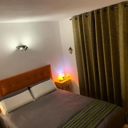 Pila & Bed Montpellier Centre Corum Comedie - Chambre Calme Climatisee - Quiet Air-Conditioned Room-2