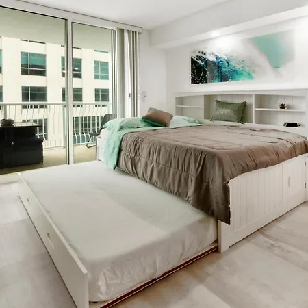 Elite Brickell Studio On The Bay-2