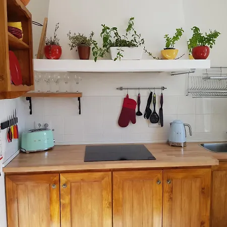Cork Train Station Guesthouse-2