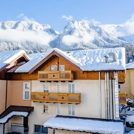 Albergo Dimaro Wellness Hotel-3