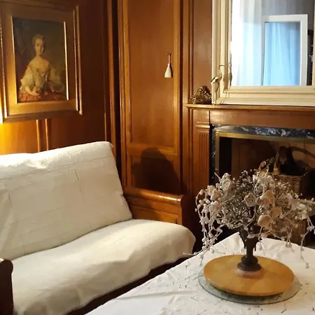 CHAMBRES D'HÔTES CHEZ CATHERINE A REUS chambre bord de mer avec salle de bains privée-3