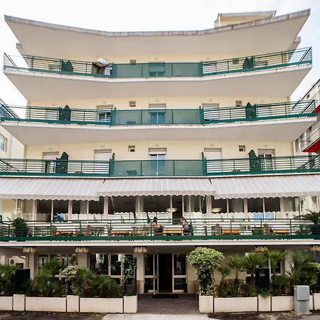 Hotel Plaza-2