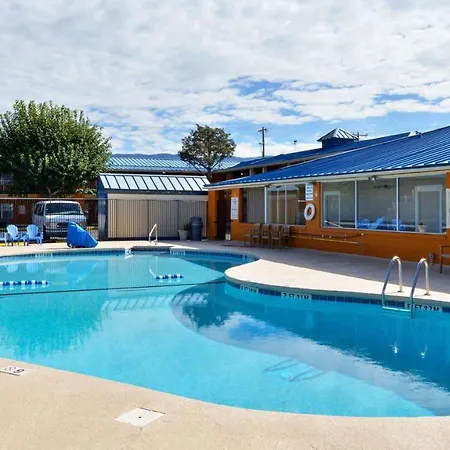 The Classic Desert Aire Hotel-3