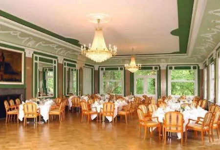 Schlosshotel Molkenkur-2