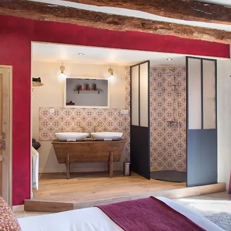 Maison Lapopie chambres et gîte-2