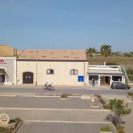 Le Saline Rooms Marzamemi-3