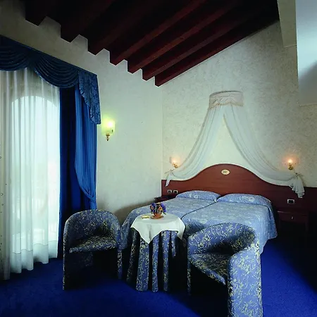 Hotel Catullo-3