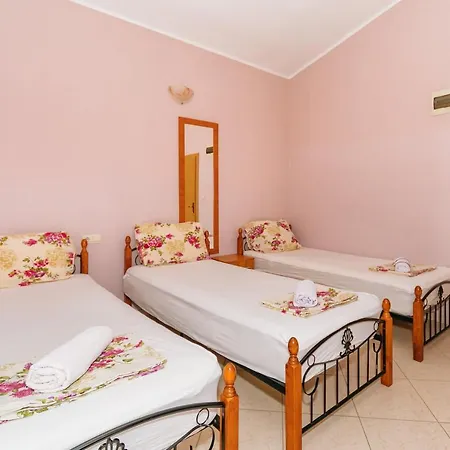 Guest House Edita-3