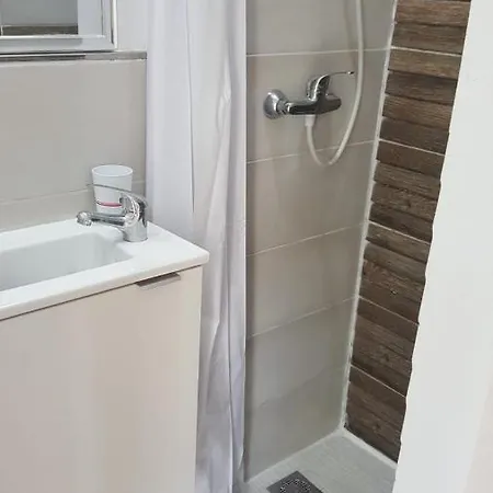 Habitación independiente con Baño-2