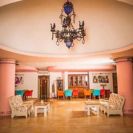 Hotel Majestic Mamaia Half Board & All Inclusive-3