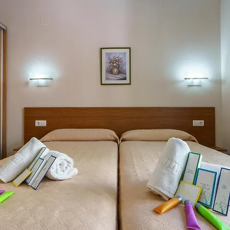 Hostal Costabella Powered By Faro Homes-3