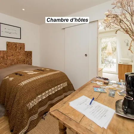 Chambre D'Hote Et Gite Du Jardin Des Corsaires-2