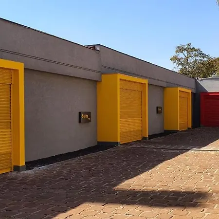 Savana Motel (Adults Only)-3