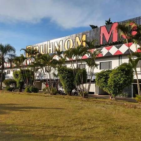 Bruhmom Motel-2