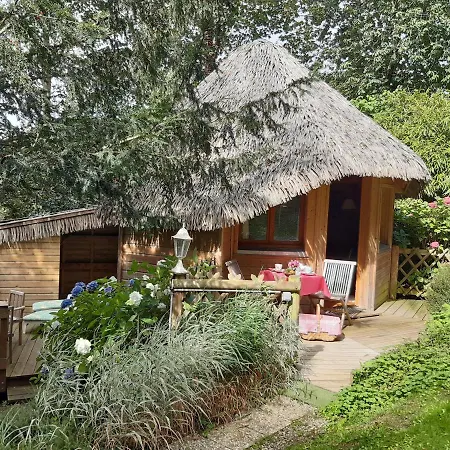 La Cabane De Cecile-La Hutte-3