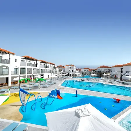 Broncemar Beach Suites-2