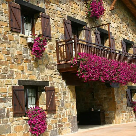 Eco Hotel Rural Lurdeia - Adults Only-3