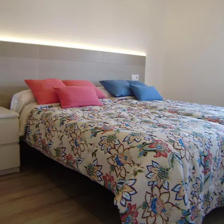 Apartamentos La Tata-3