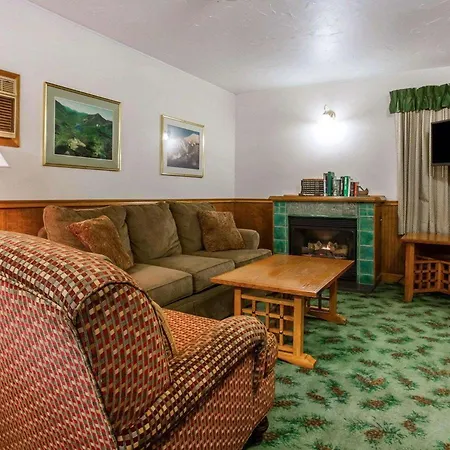 Quality Inn Lake Placid-3