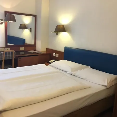 Hotel Adria-3