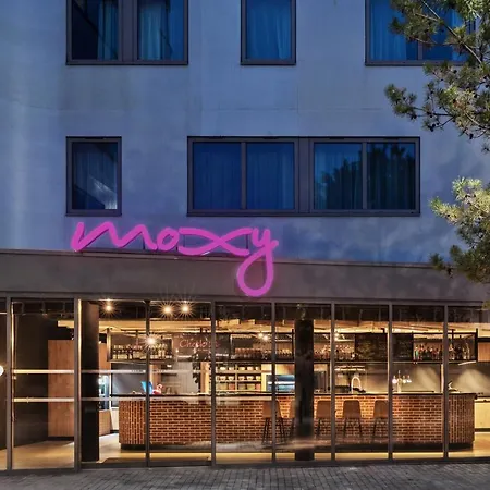 Moxy Amiens-3
