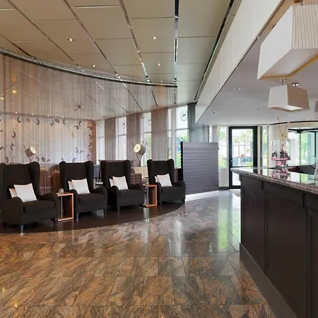 Sheraton Muenchen Westpark Hotel-2