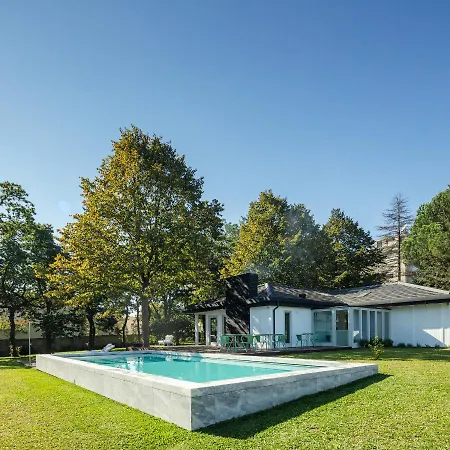 70'S Wood House-3