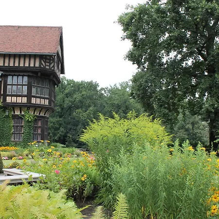 Relexa Schlosshotel Cecilienhof-3