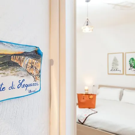 Acquazzurra Rooms-2