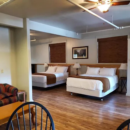 Buffalo Lodge Of Bigfork-3