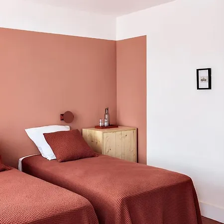 Hotel Voltaire-2