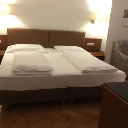 Hotel Adria-2