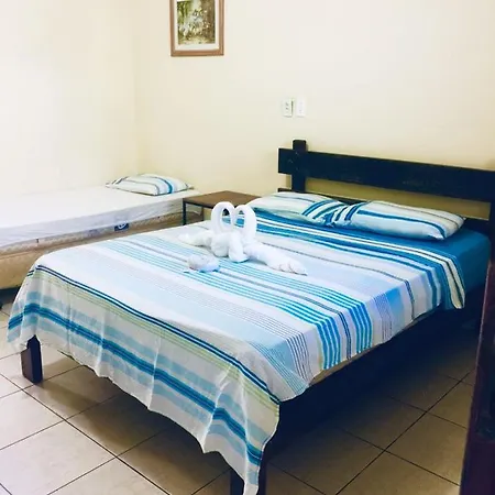 Calumar Guest House-3