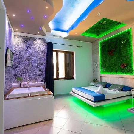 Pompei Luxury Rooms-2