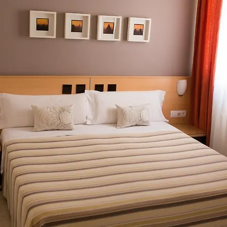 Hostal Albero By Eme Hoteles-2