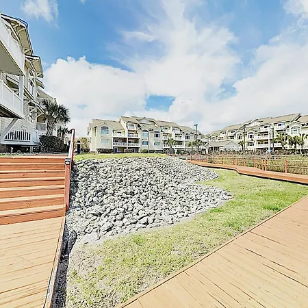 Carolina Bay Unit 104-3