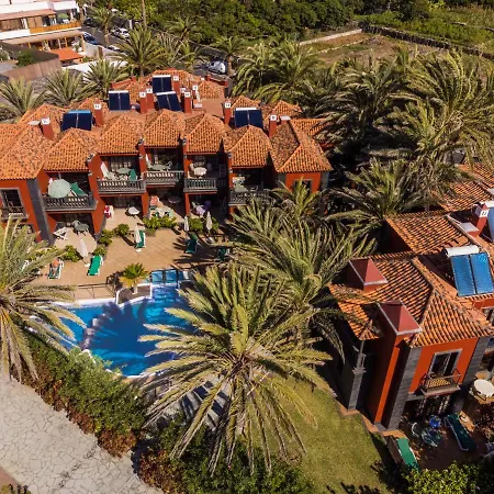 Apartamentos Punta Marina-2