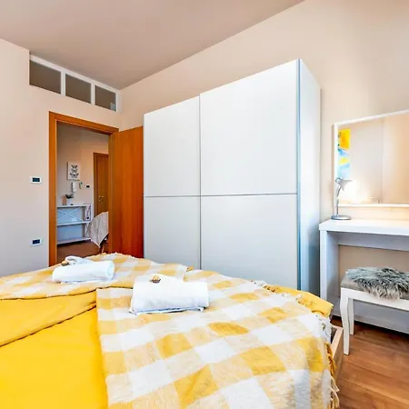 Room And Apartments Antea-2