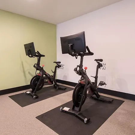 Woodspring Suites Portland Vancouver-2