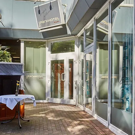 Neues Parkhotel-3