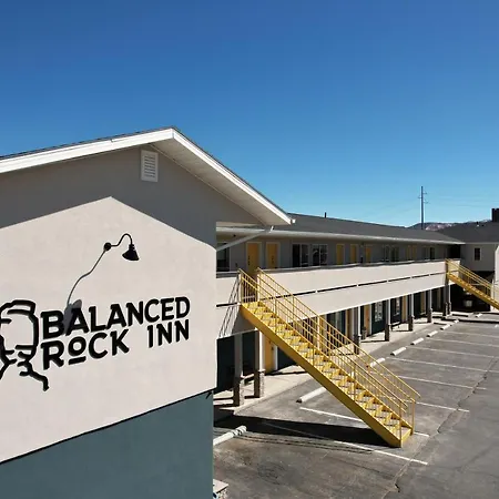 Balanced Rock Inn-3