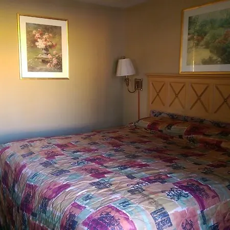 Americas Best Inn And Suites- Caseyville-3